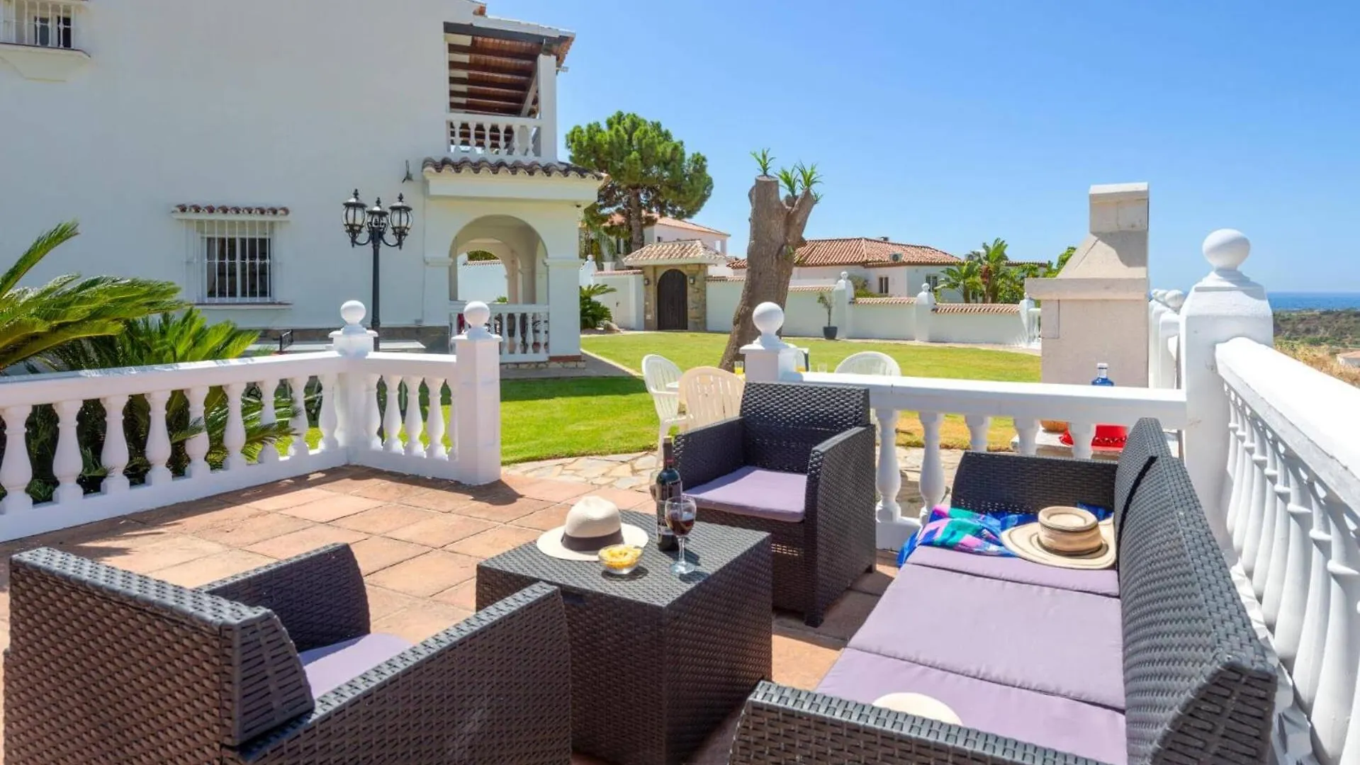 Villa Holivista By Villa Plus Estepona İspanya